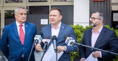 Wystarczy nam węgla? Posłowie nie dowiedzieli się tego, bo "trwa sezon urlopowy"