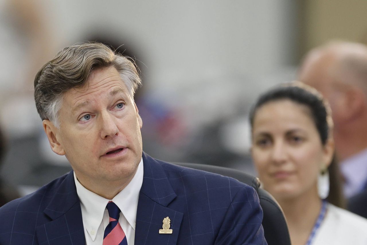 UE uderza w firmę Muska. Amerykański urzędnik reaguje