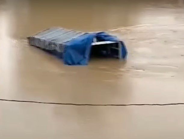 Dramatyczne wydarzenia w Himalajach. Poszukują 13 osób
