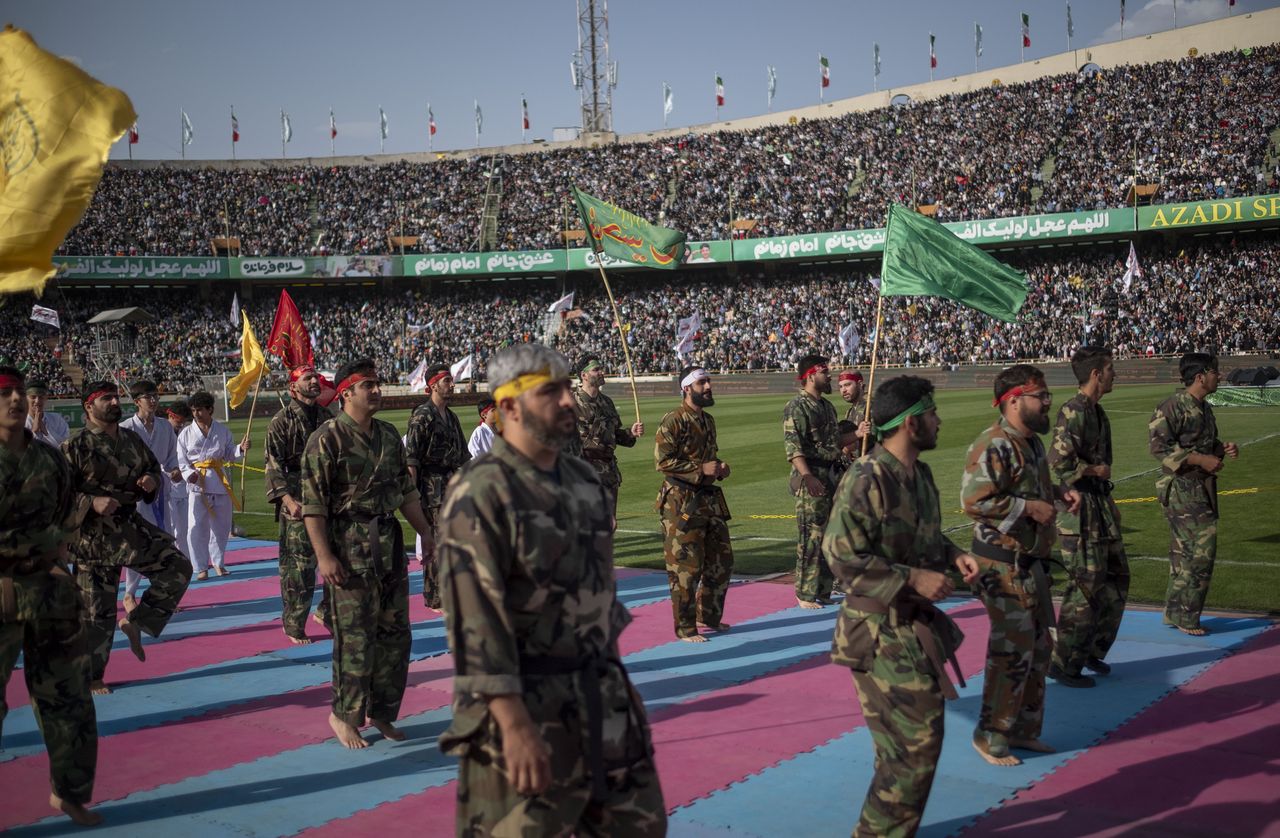Armia Strażników Rewolucji Islamskiej, istniejąca od 1979 roku, stoi na straży reżimu ajatollahów