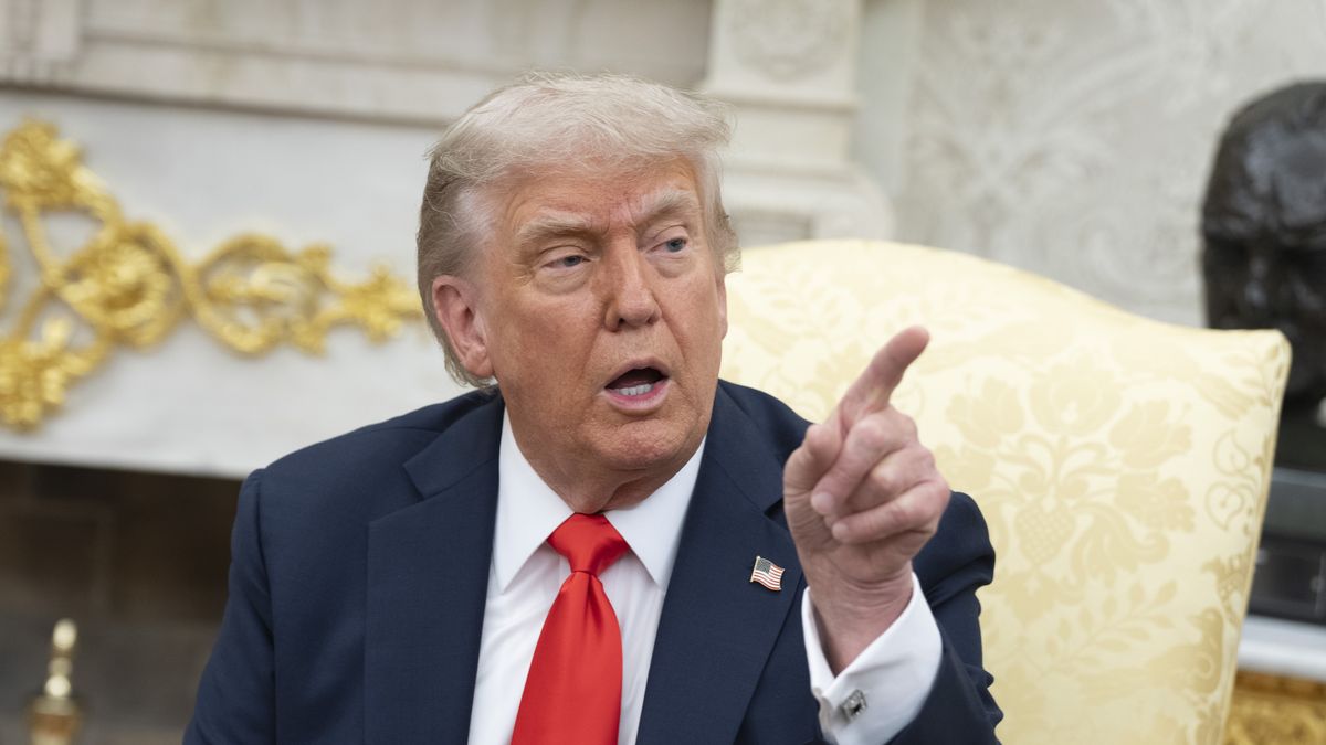 US President Donald Trump speaks during a meeting with German chancellor at the Oval Office of the White House in Washington, DC, USA, 05 June 2025. EPA/CHRIS KLEPONIS / POOL Dostawca: PAP/EPA.