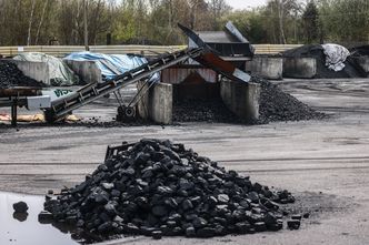Miał węglowy z importu zalega na składach
