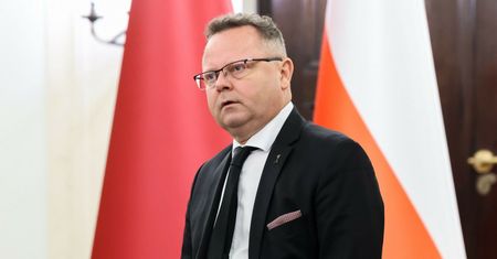 Wiceminister Szejna, alkohol i "ściśle tajne". Oświadczenie polityka: odzyskałem kontrolę nad zdrowiem
