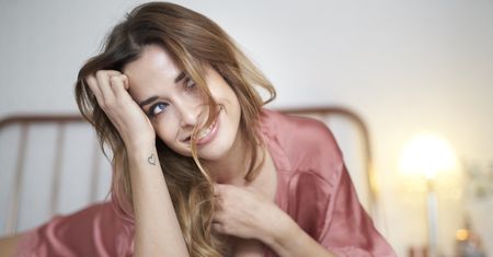 Kobiety o tych imionach przyciągają mężczyzn jak magnes. Oto lista