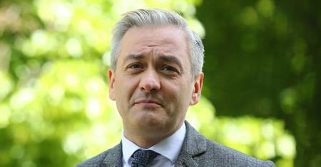 Kościół pokrzywdzony przez PiS? Bezlitosny komentarz Biedronia
