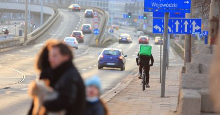 Bezwarunkowy dochód podstawowy w Polsce. Tyle kosztowałoby to nasz budżet