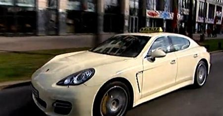 Porsche Panamera najszybszą taksówką na świecie [wideo]