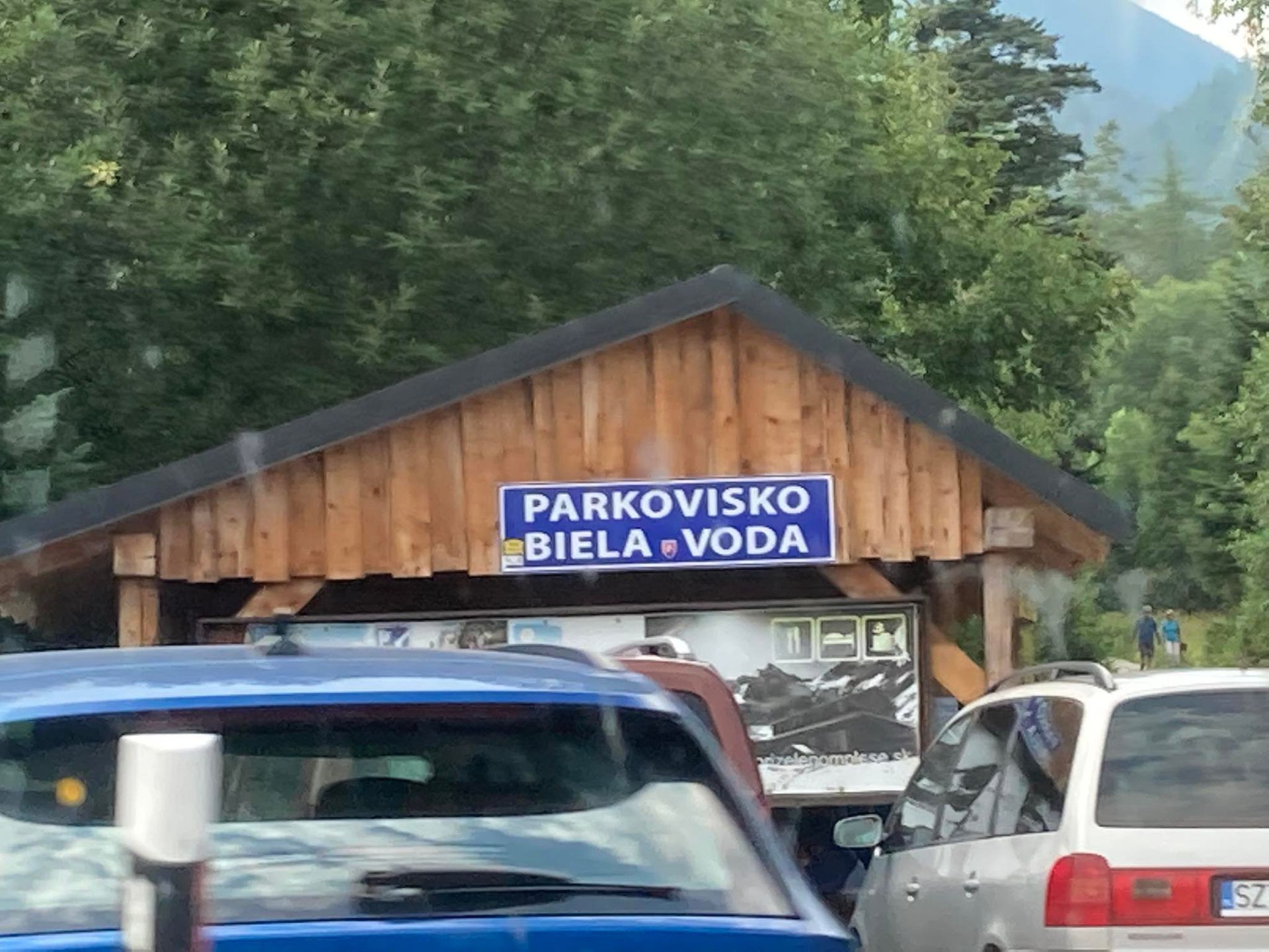 Parking Biała Woda i jego okolice 