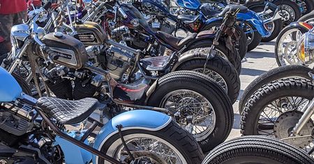 Za nic mieli obostrzenia. Do Lichenia zjechali się motocykliści