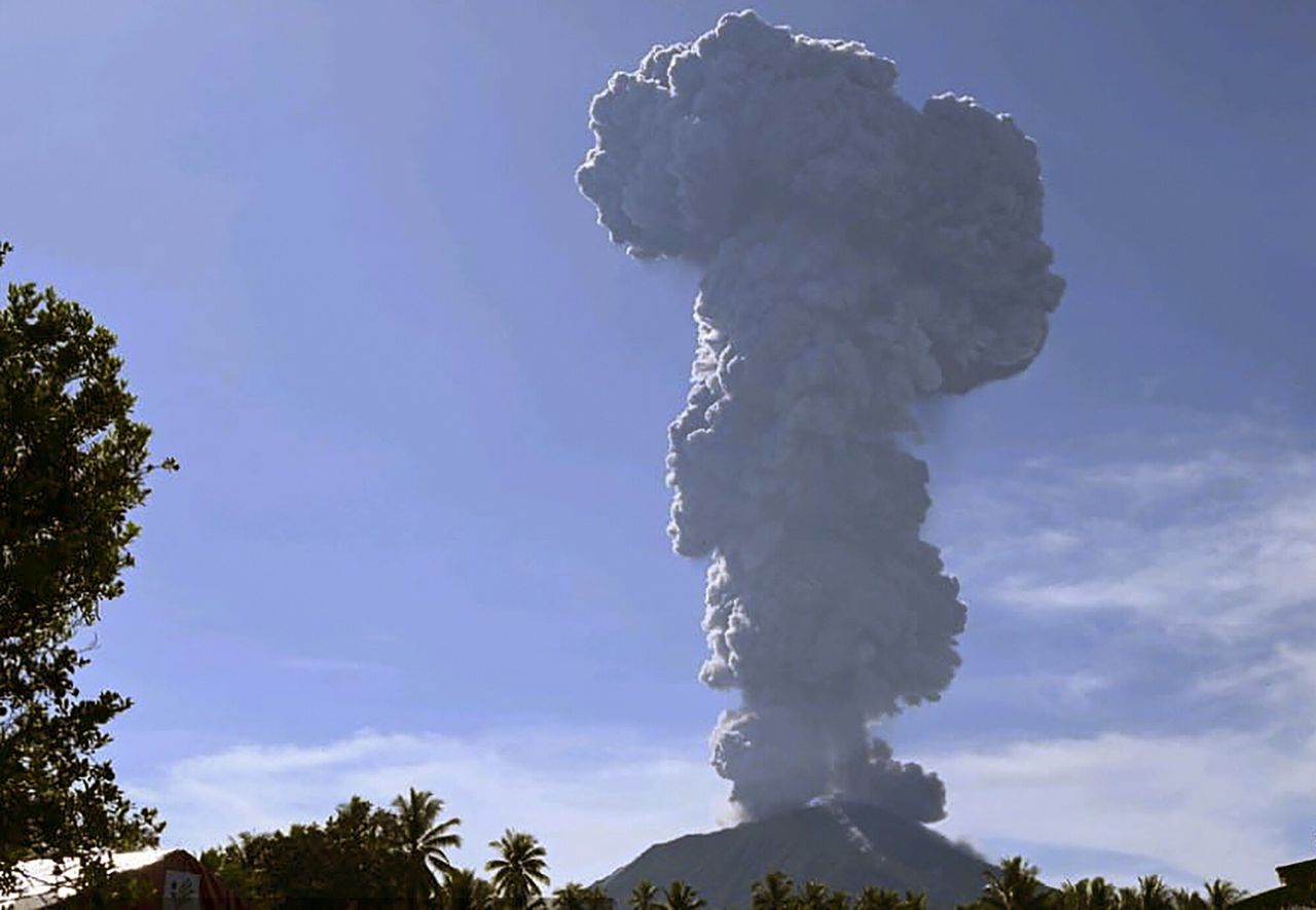 Ibu volcano emitted smoke and ash up to a height of five km.