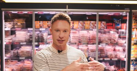 Michał Wrzosek ma cenną radę. Wystarczy drobna zmiana, a oponka z brzucha zniknie raz-dwa