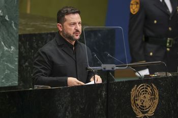 Zełenski nakłada sankcje. Za rosyjskie "wybory" w okupowanej Ukrainie