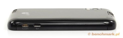 Motorola Atrix - lewy bok