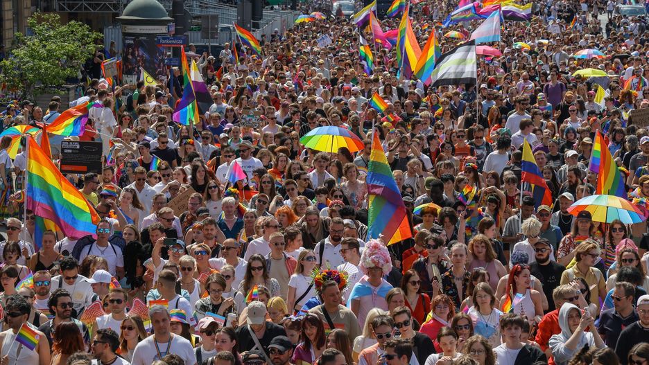 Parada Równości na ulicach Warszawy