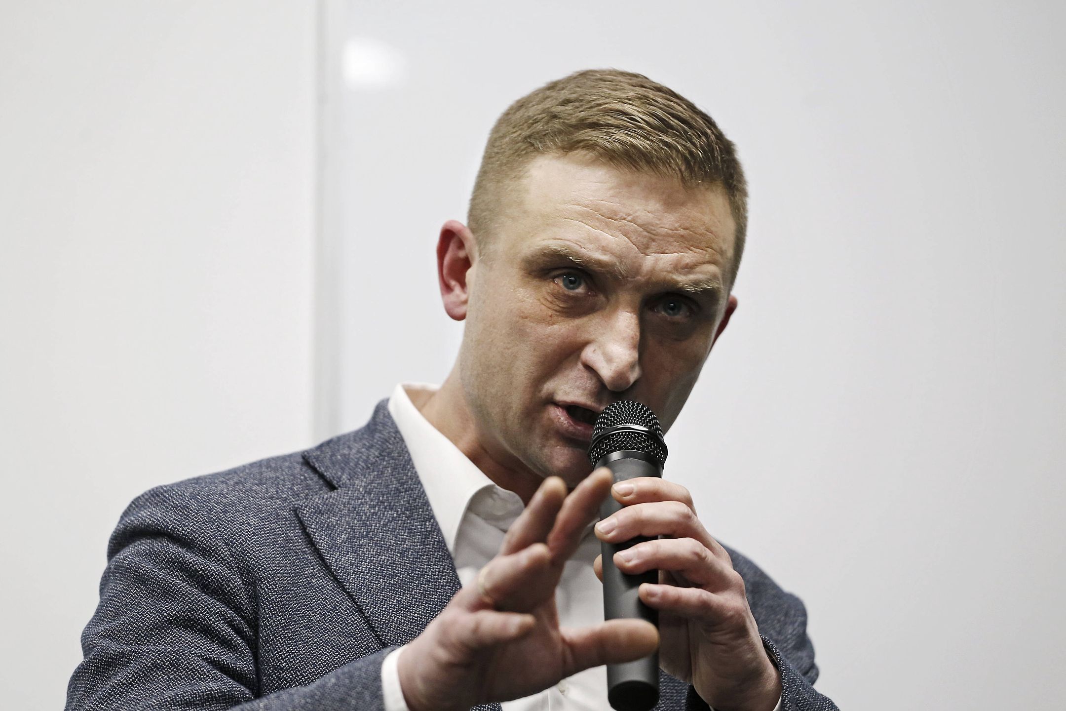 Robert Bakiewicz
***FILE PHOTO*** Poland, Katowice, March 7, 2024. Meeting with Robert Bakiewicz, initiator and organizer of the Independence March. Robert Bakiewicz presented an ideological declaration of the new political party "Independence". He argued that "the model of an economy dependent on the European Union, thanks to which Poland flourished economically, is now exhausted and constitutes a development barrier." Bakiewicz believes that Poland should leave the EU. Give up the role of a subcontractor working for more developed national economies and build its own model based on knowledge and the new technologies. (CTK Photo/Grzegorz Klatka) 
Dostawca: PAP/CTK
Grzegorz Klatka
Robert Bakiewicz, portrait, politics, independence, party, patriot, patriotism, right wing, European Union, Euroscepticism, EU, polexit, Poland, Polsko, politika, spolecnost