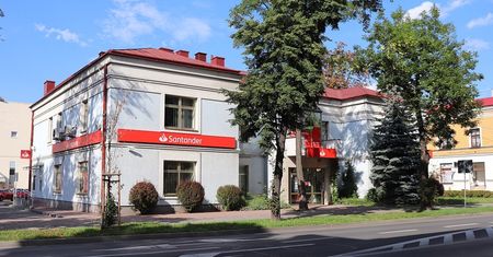 Znany bank wycofa się z Polski? Obsługuje kilka milionów klientów
