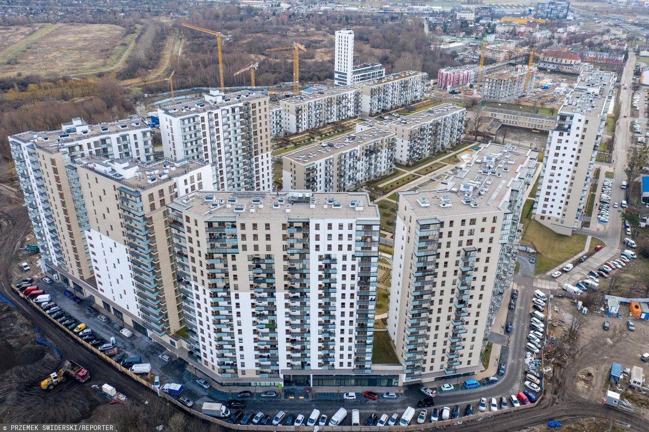 Parkingi w nowych blokach. Deweloperzy chcą zmiany przepisów