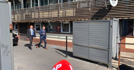 PiS. Rozpoczęła się narada w siedzibie partii przy Nowogrodzkiej