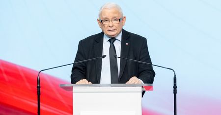 Kluczowa decyzja dla PiS. PKW pyta o kwoty