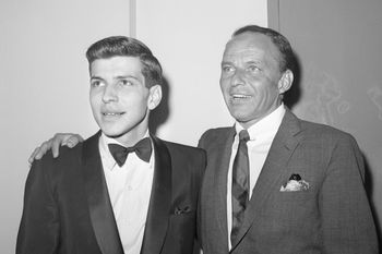 Porwali syna Sinatry dla okupu. Zażądali 240 tys. dolarów