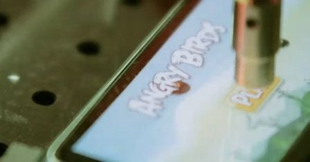 Wszyscy grają w Angry Birds, nawet roboty [wideo]