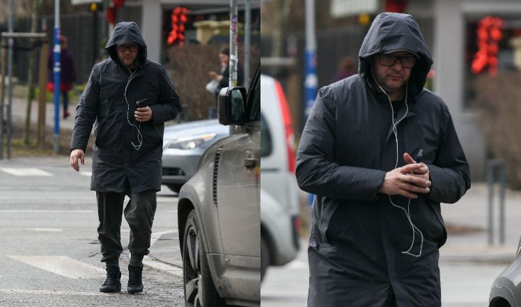 Tomasz Karolek przyłapany na mieście w Land Roverze