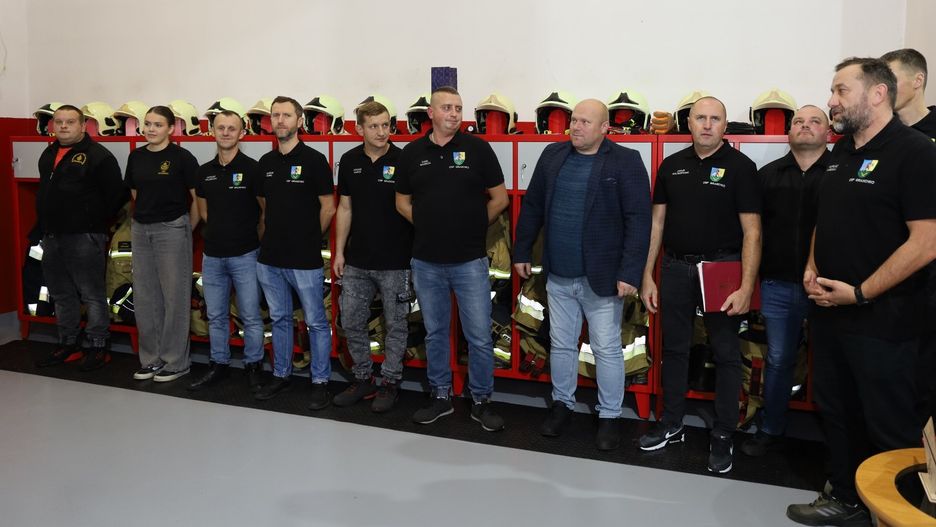 W środę, 22 października, strażacy podziękowali tym, dzięki którym udało się przeprowadzić remont garażu