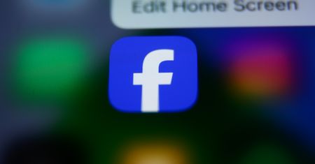 Zaczepki na Facebooku powróciły. Jak je znaleźć?