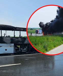 Autokar w ogniu na A4. W środku wycieczka szkolna z dziećmi