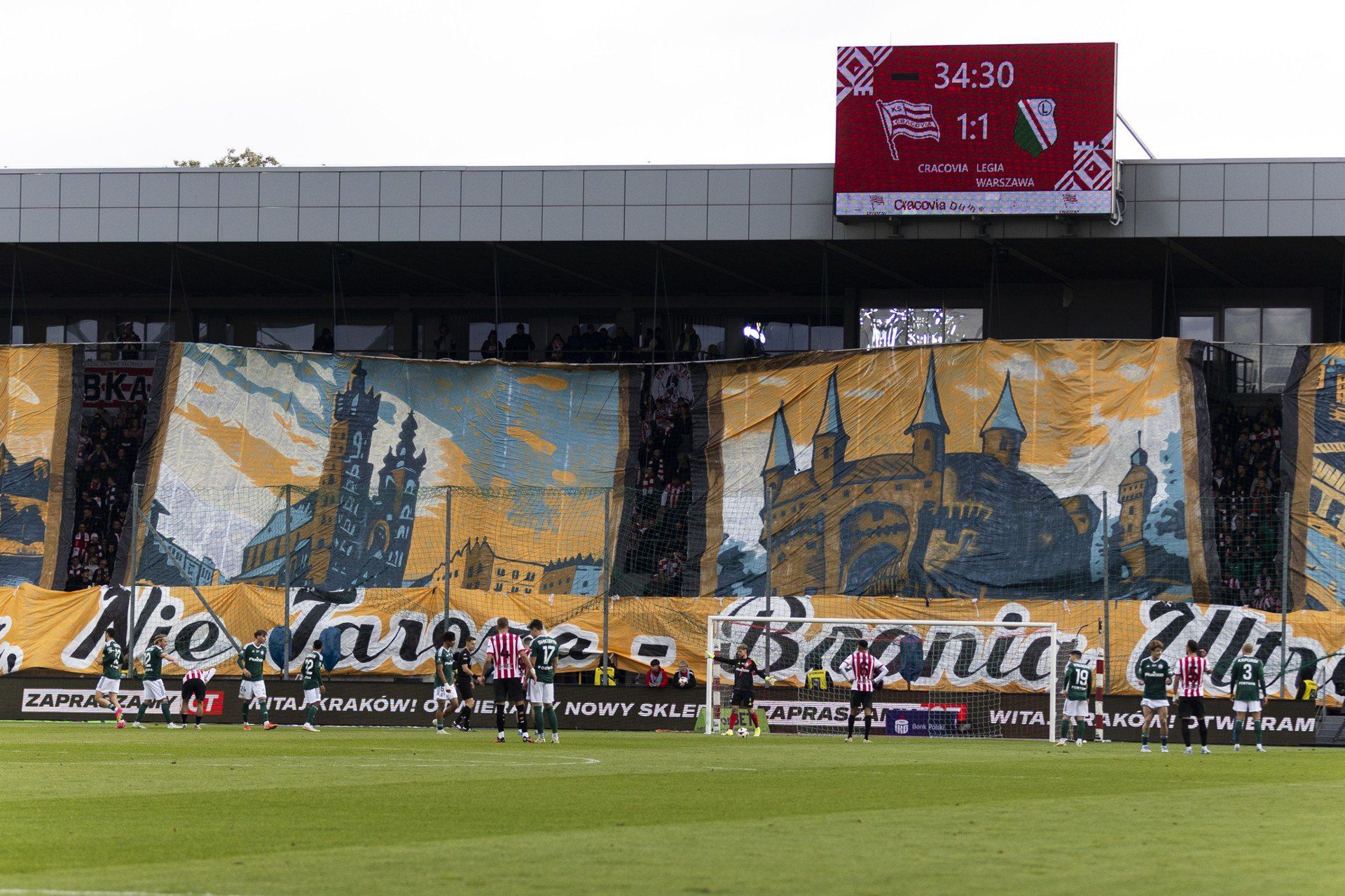Kibice Cracovii na meczu z Legią