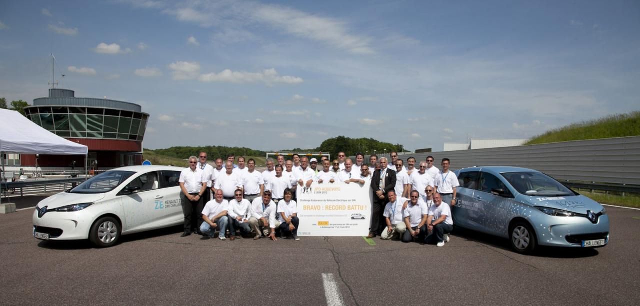 1618 km samochodem elektrycznym – Renault Zoe ustanawia rekord!