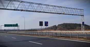 Anulują mandaty. Odcinkowy pomiar zawyżał prędkość