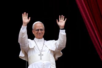 Wielkie zadłużenie i niemal puste konta. Ratunkiem ma być dom papieża