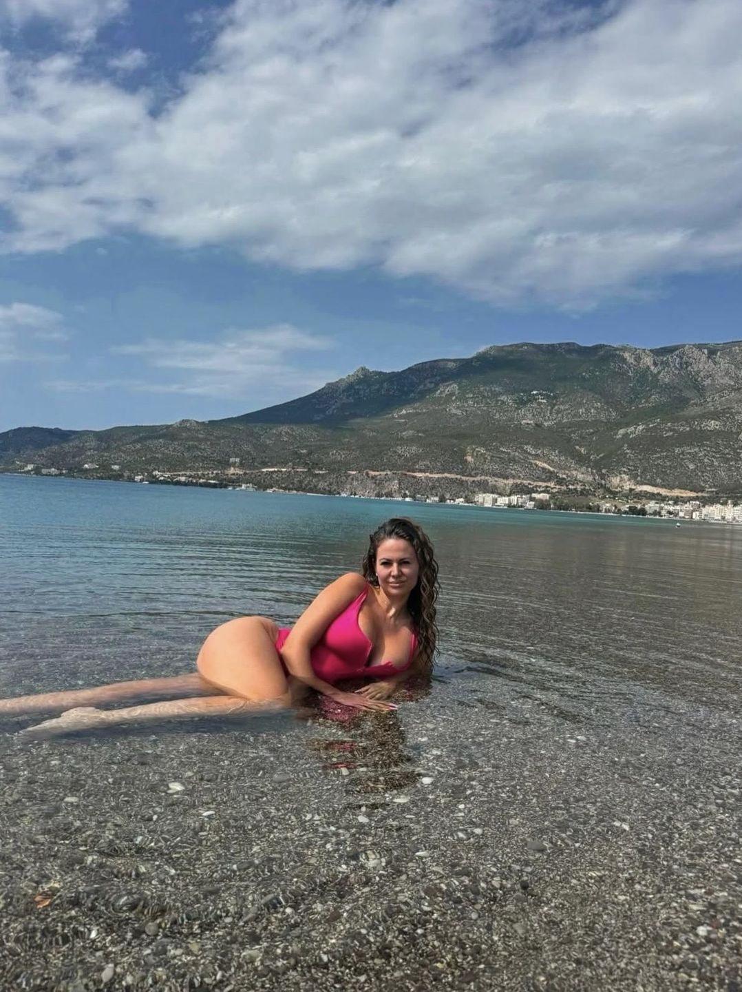 Maja Rutkowski w kostiumie kąpielowym