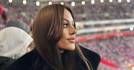 Nie mogło jej zabraknąć. "Miss kadry" pokazała się na Narodowym