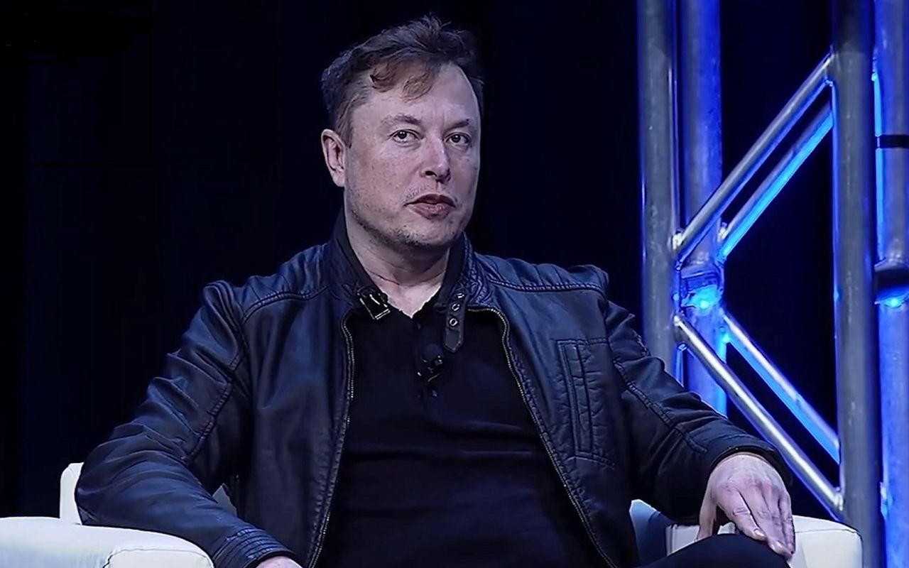 Elon Musk i SpaceX ujawniają termin testów Starlinka. Beta usługi jeszcze w 2020 roku