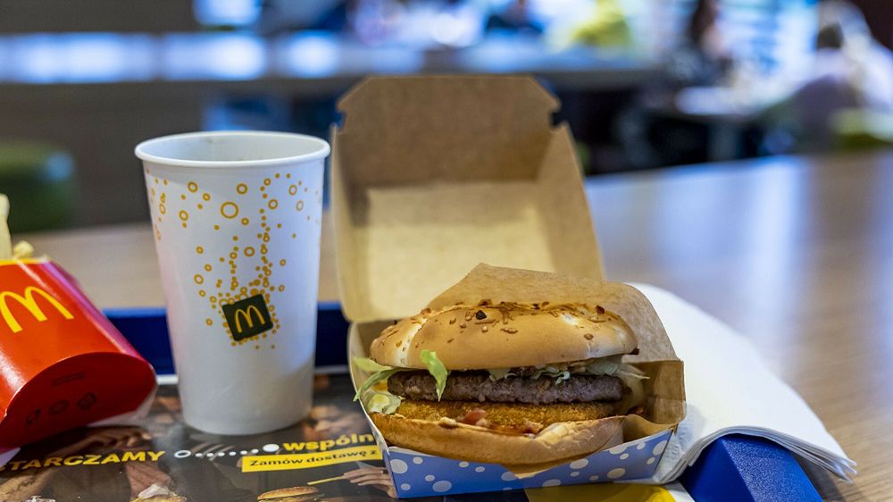 Burger Drwala pod lupą Katarzyny Bosackiej. Co znajduje się w kanapce uwielbianej przez Polaków?