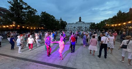 Na Starówce Potańcówka: aura nie przeszkodziła w świetnej zabawie