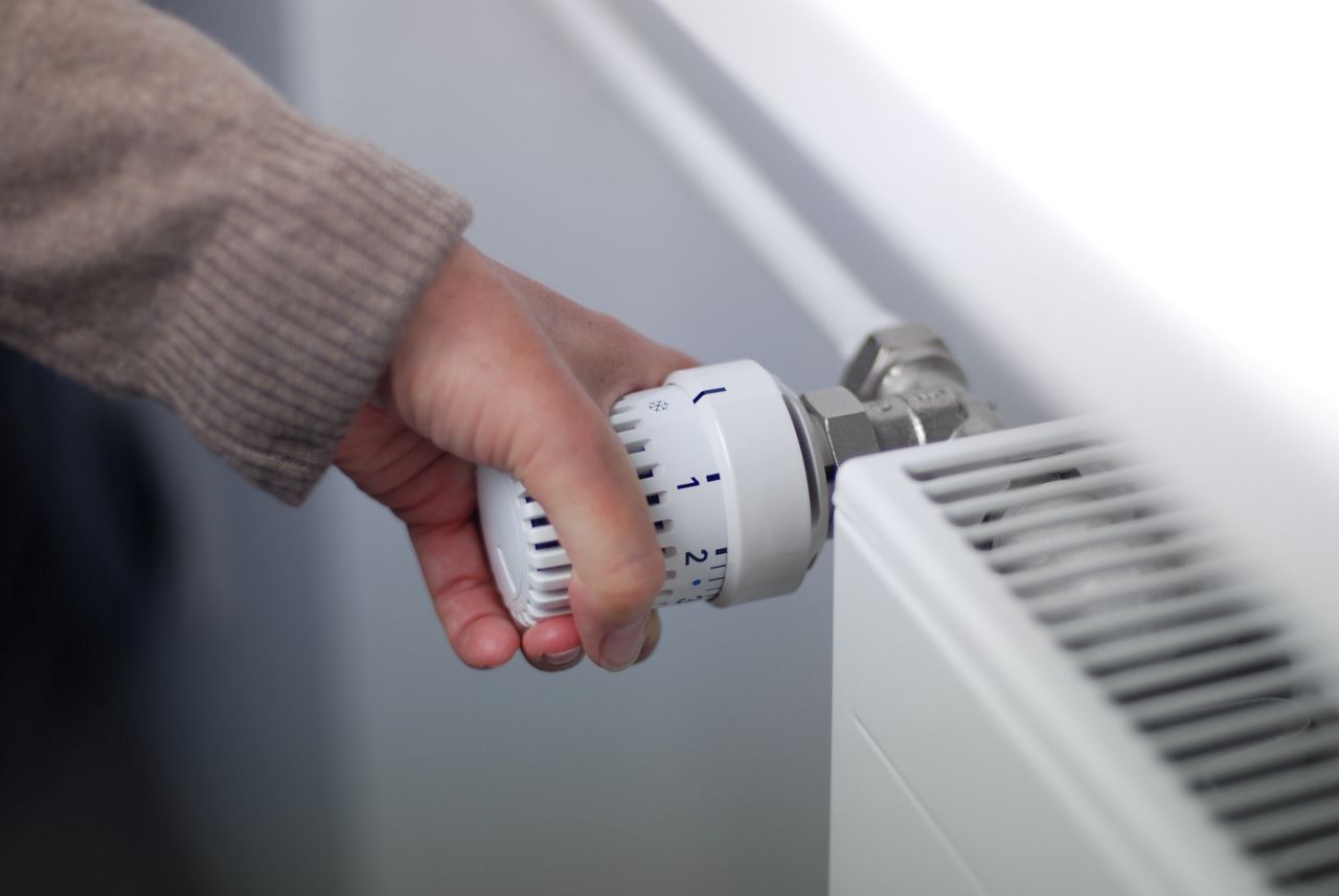 Jak odkręcić termostat? Wiele osób popełnia błąd