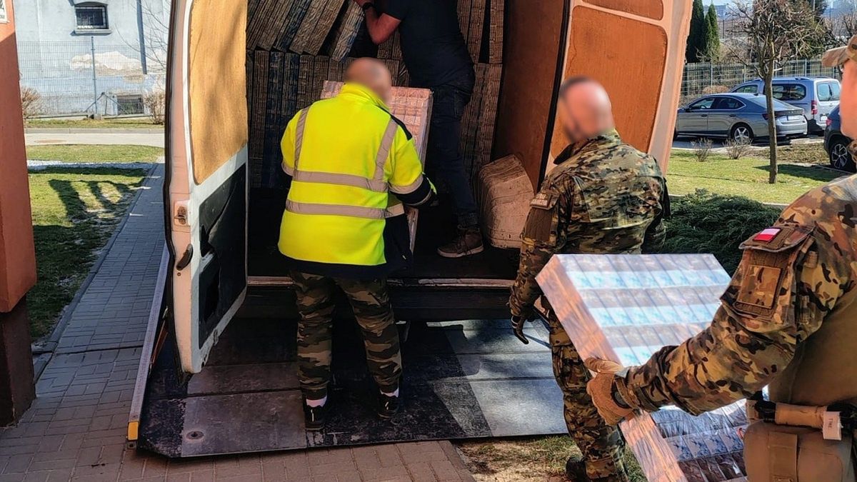 Kontrabanda ukryta w busie