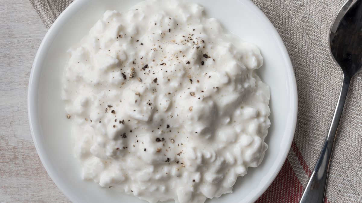 Cottage Cheese In A Bowl
Photo taken in Minneapolis, United States
Michelle Arnold / EyeEm
pepper, ready to eat, seasoned, top, view, isolated