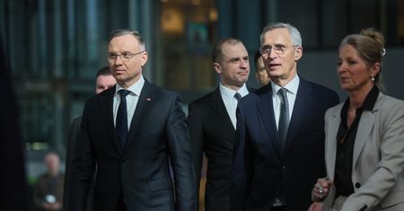 Szef NATO po spotkaniu z Dudą: Putin nie zmniejsza ofensywy, sytuacja trudna