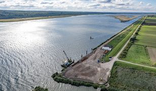 Przekop Mierzei Wiślanej. Prace przy wzmocnieniach nabierają tempa