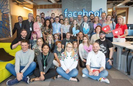 Facebook wprowadza w Polsce program Community Leadership Circles, będzie wspierał liderów społeczności