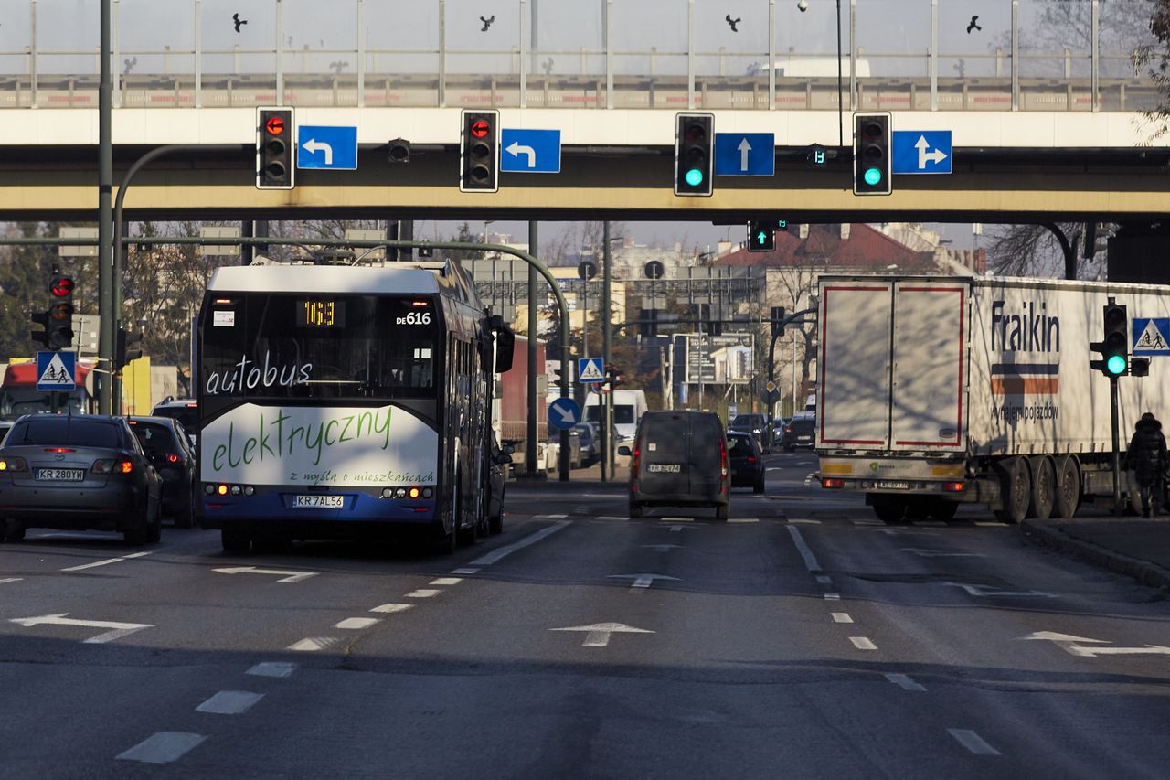 Ceny prądu spędzają sen z powiek miejskim przewoźnikom