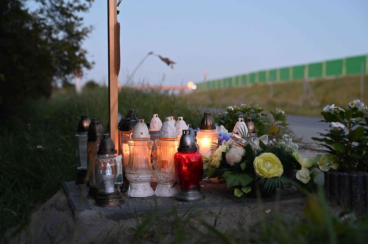 Świecie: Śmierć 15-letniego Kuby. "Zwalniam, kiedy widzę te znicze"