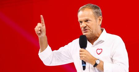 Zwrot w najnowszym sondażu. "Pierwszy raz od wiosny"