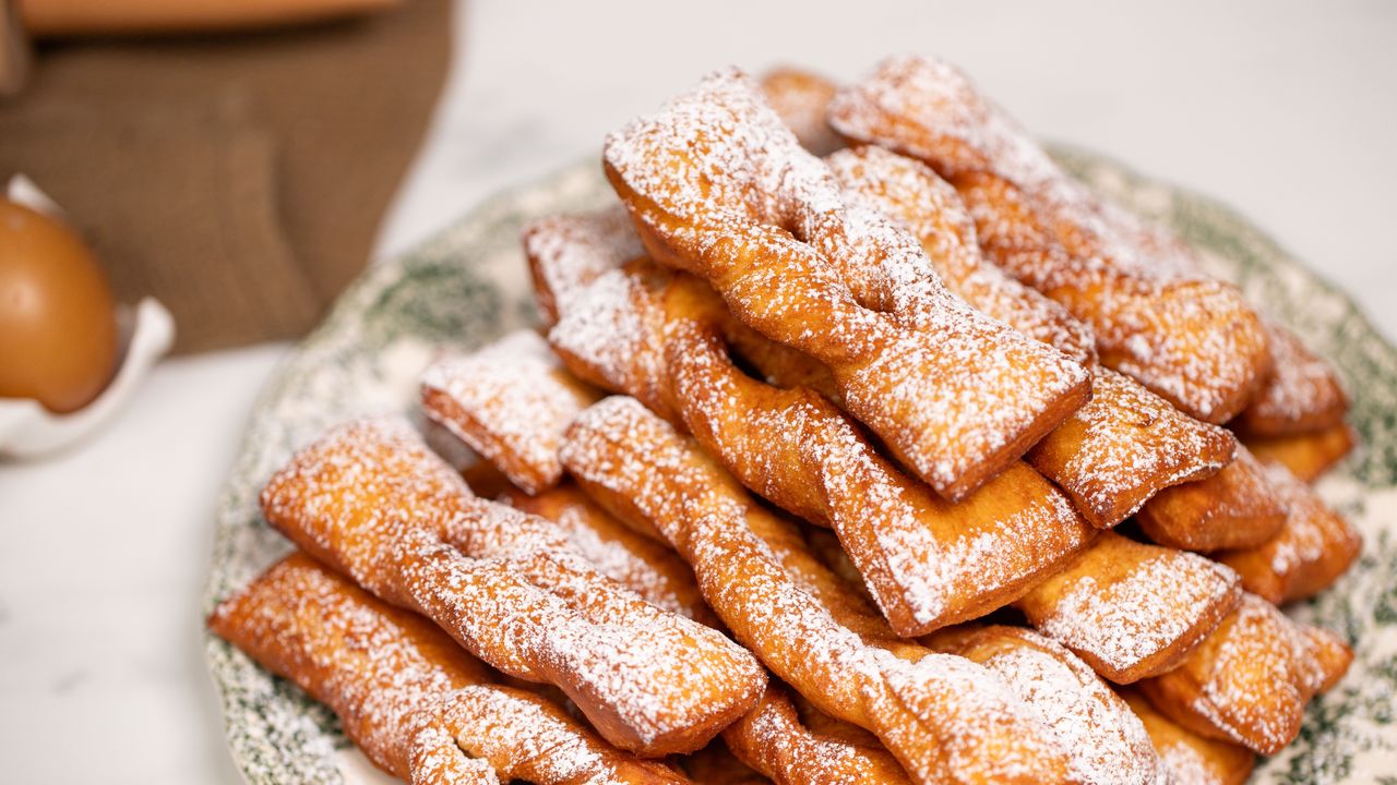 Zamiast faworków smażę taratuszki. Wszyscy się nimi zachwycają