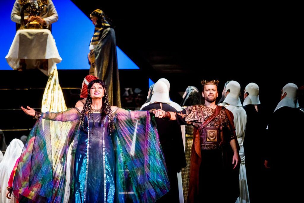 Małgorzata Walewska (Amneris) i Arnold Rutkowski (Radames). Inauguracja sezonu 2025/2026 w Operze Śląskiej w Bytomiu © Krzysztof Bieliński