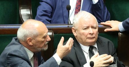 Podkomisja smoleńska. Sprawa wydatków trafi do prokuratury